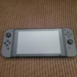 Nintendo Switch Used  NINTENDO SWITCH Pre-Owned Nintendo Switch V1 Gray - Good - Walmart.com